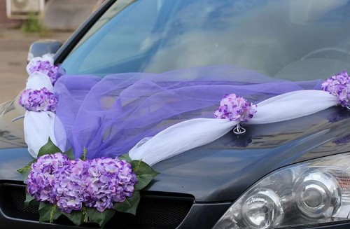 Прокат свадебных украшений на автомобили